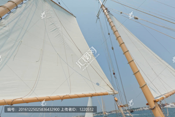 私人風(fēng)帆游艇的意見。