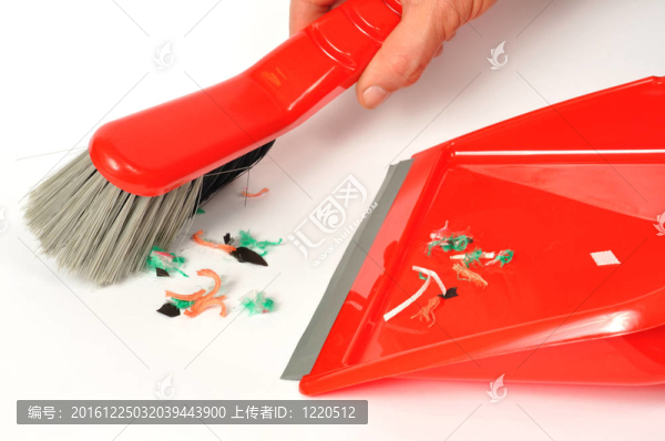 刷和簸箕