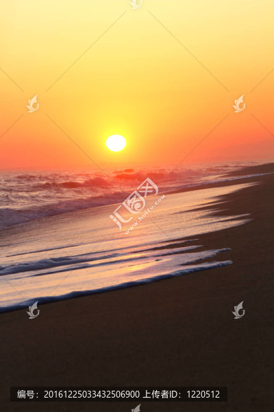 美麗的日落海灘