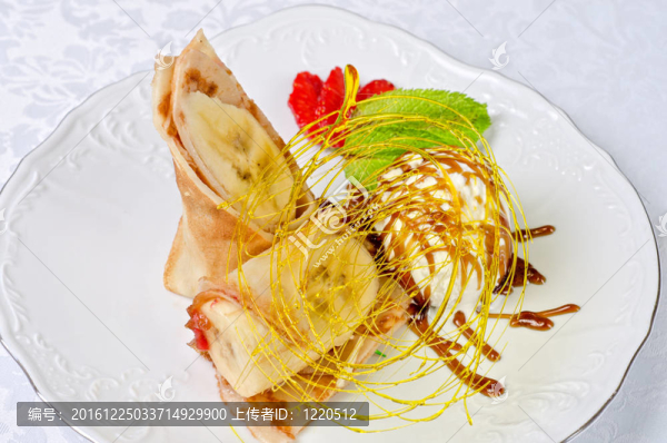 美味的煎餅甜點(diǎn)