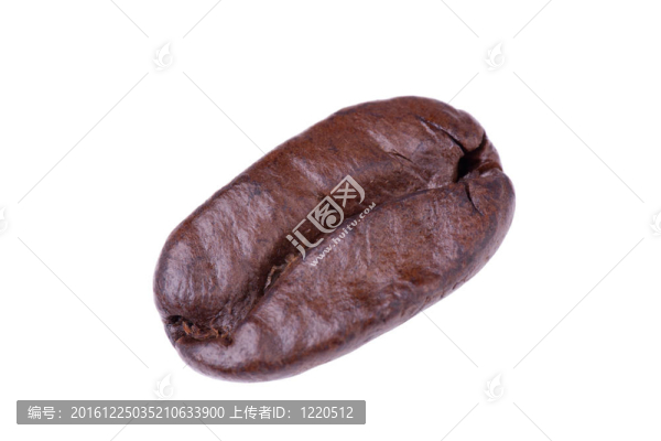 咖啡豆在白色上的封閉