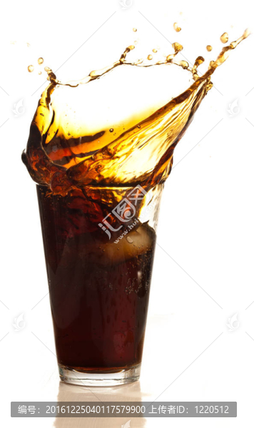飲料濺