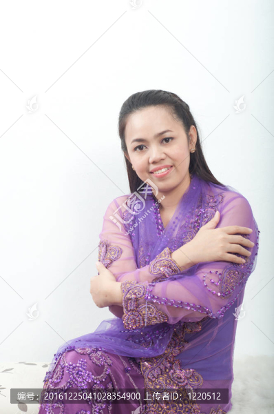 亞洲的泰國(guó)女紫色穆斯林服飾-,banduang