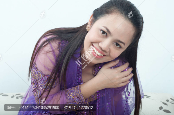 亞洲的泰國(guó)女紫色穆斯林服飾-,banduang