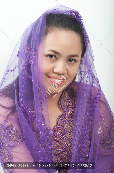 亞洲的泰國女紫色穆斯林服飾-,banduang