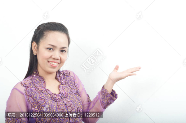亞洲的泰國女紫色穆斯林服飾-,banduang