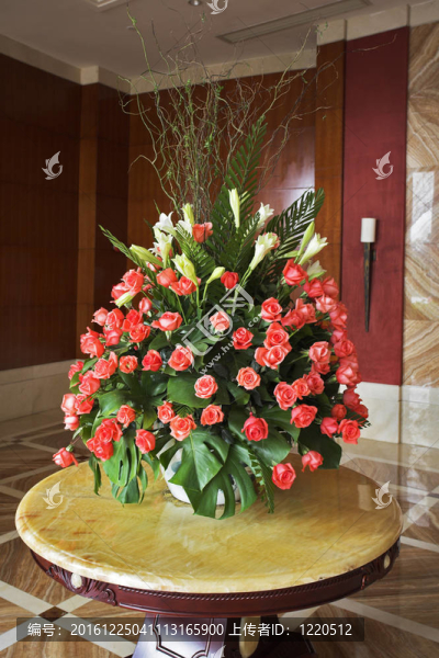 優(yōu)雅花瓶