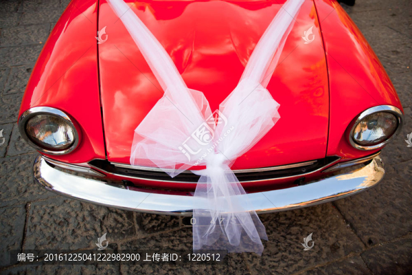 為婚禮裝飾的汽車