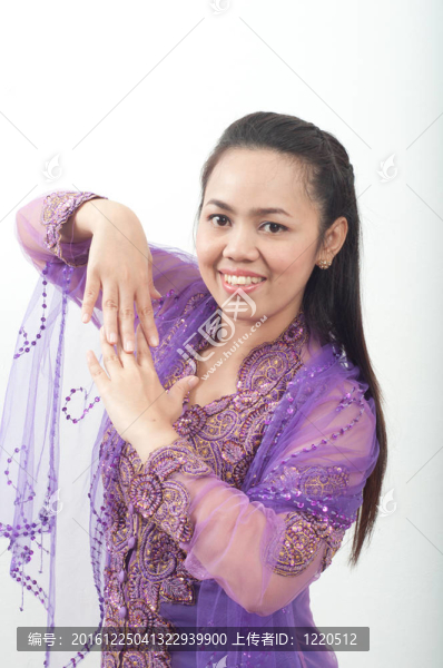 亞洲的泰國女紫色穆斯林服飾-,banduang