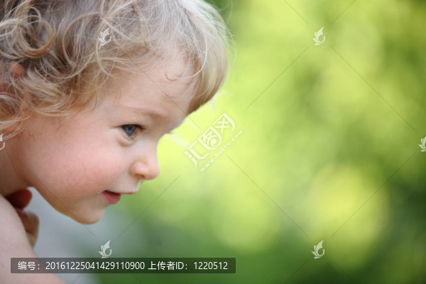 微笑的孩子