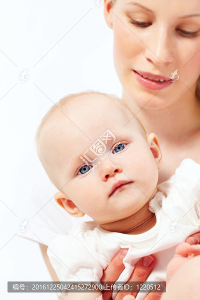 女寶寶