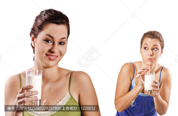 美麗的年輕女性喝一杯健康的牛奶-白色背景與文字空間