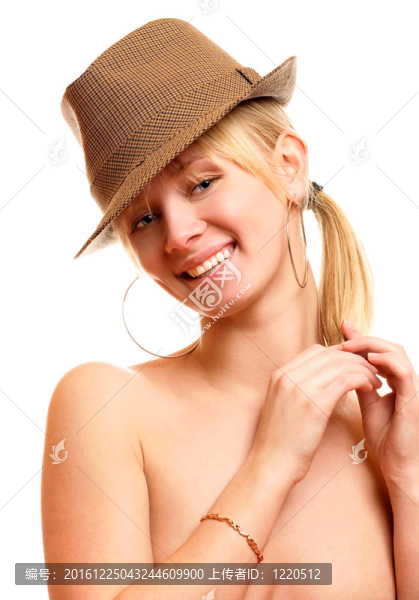 在方格帽子的金發(fā)女郎