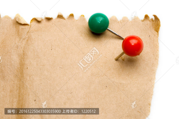 白色背景下的廢料