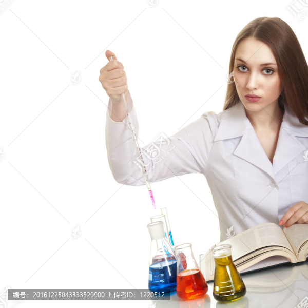 在白色背景試管上的年輕科學(xué)家