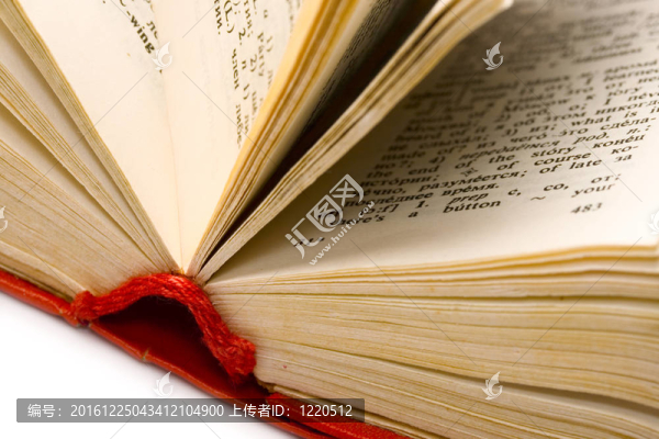 白色背景下的書