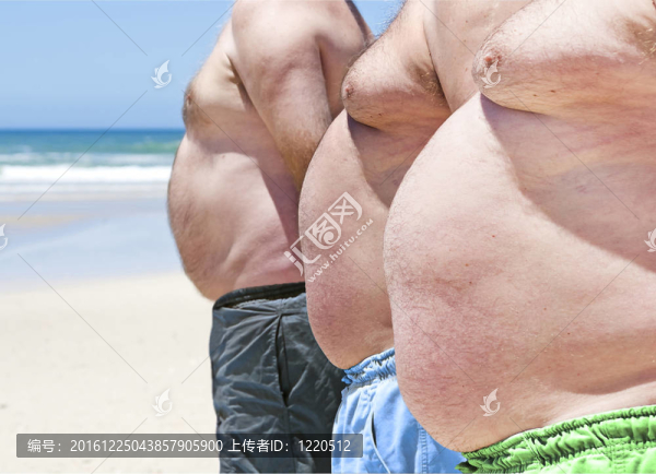 關(guān)閉三肥胖肥胖男子的海灘