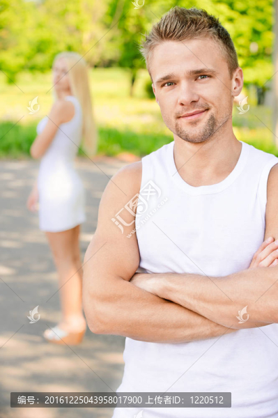 年輕的夫婦