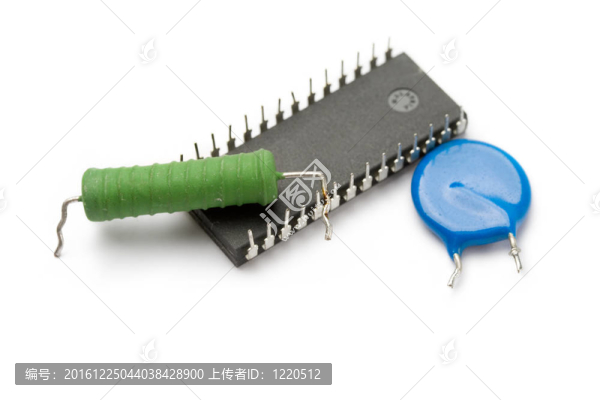 在白色背景上分離的無(wú)線電元件
