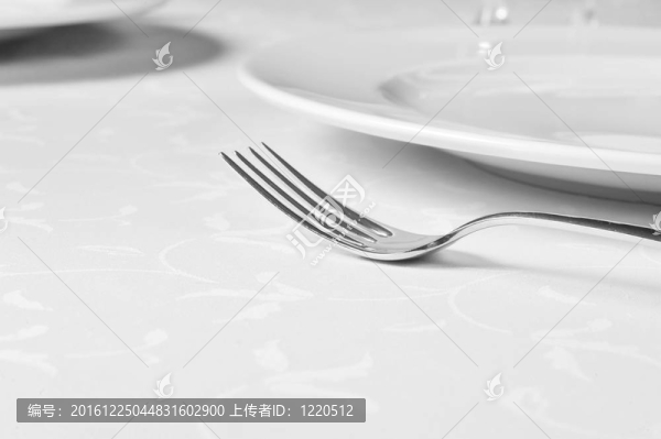 餐桌