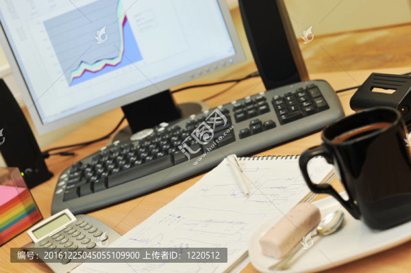 在辦公室工作