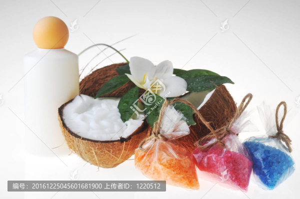 蘭花；椰子；毛巾