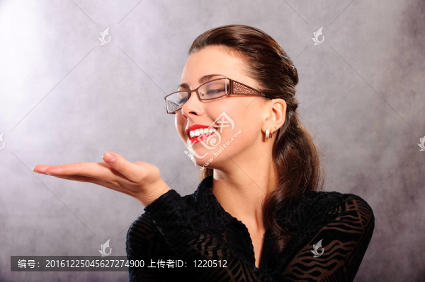 迷人的女人肖像