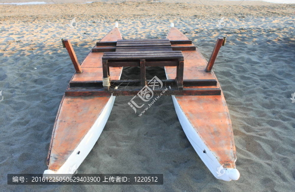 救援的救生船