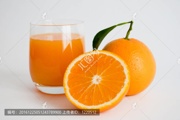 橙汁和橘子