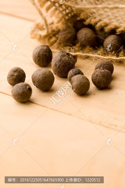 木背景辣椒