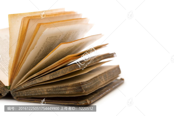 白色背景下的書(shū)
