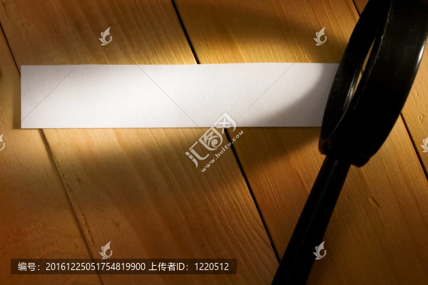 木背景放大鏡