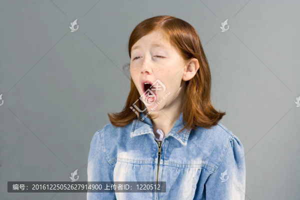 打哈欠