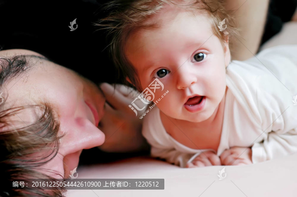 父親和女兒