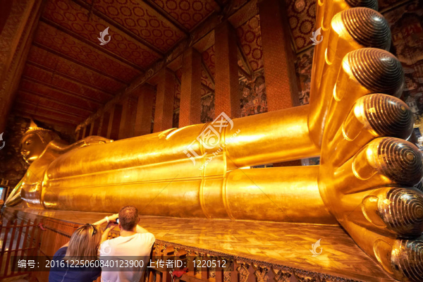 大臥金佛像（Phra,Buddhasaiyas）