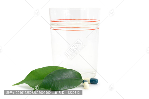 水丸的生物capsuless和玻璃