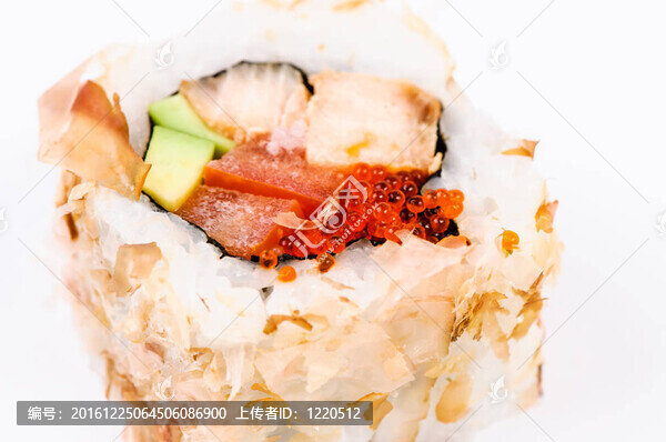 粟實(shí)和鱷梨；魚和紅魚子醬