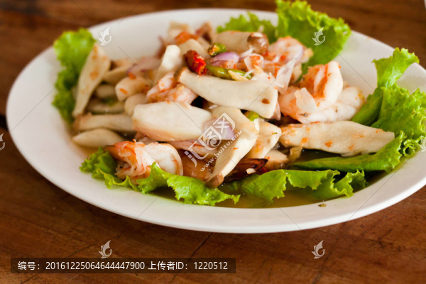 香草沙拉（泰國(guó)菜）