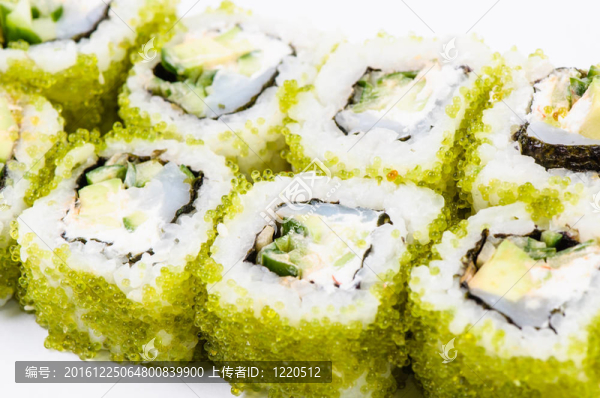 魚和綠色的豚鼠粟實(shí)