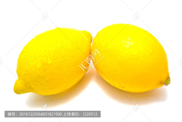 兩個(gè)新鮮檸檬