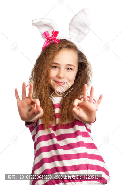 兔耳朵女孩