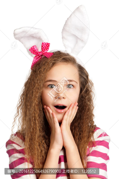 兔耳朵女孩