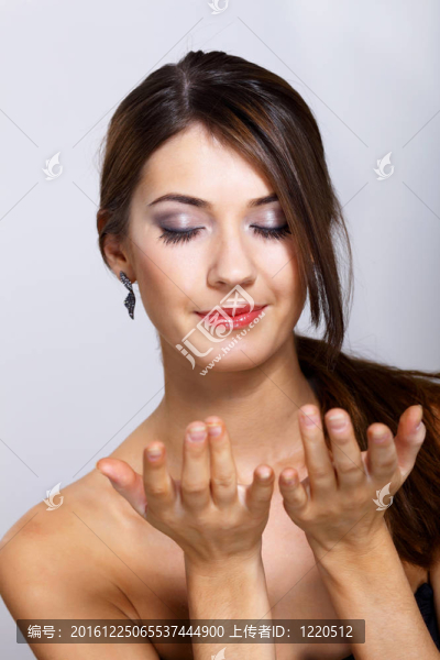 美麗少婦肖像