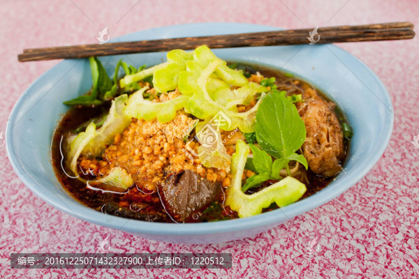 泰式雞肉面