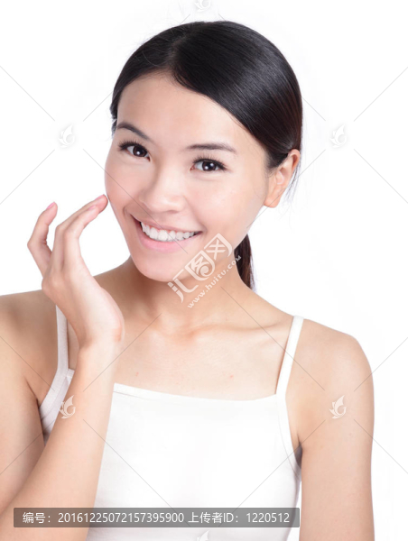 年輕女孩微笑與健康護(hù)膚觸摸面