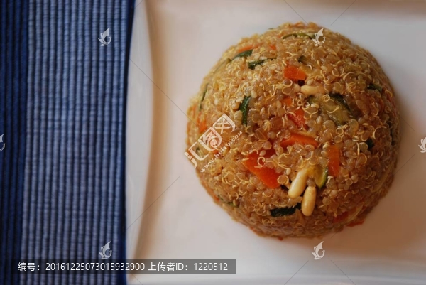 藜麥沙拉蔬菜和醬油
