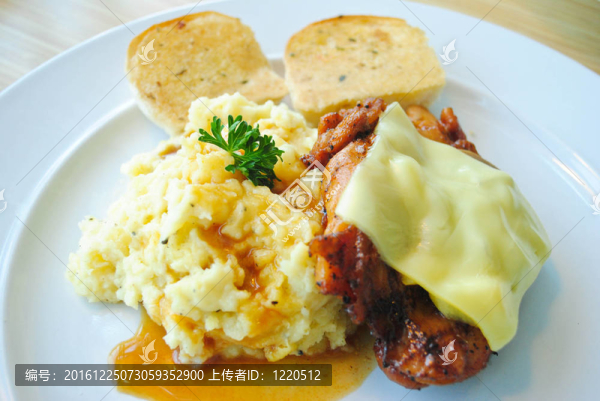 雞肉土豆泥牛排