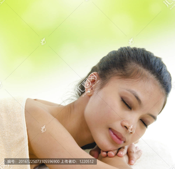 美女和Spa