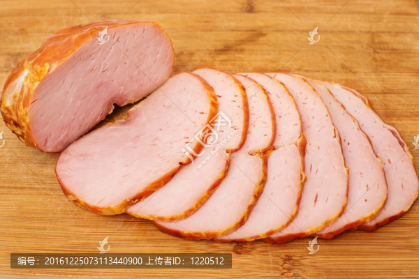 木板上的肉