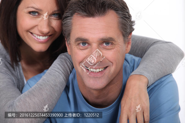 中年夫婦